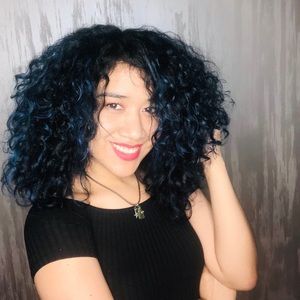 Meet your Posher, Renee